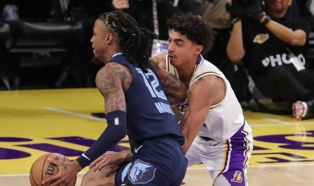 终于等到你！湖人3200万新星蜕变：防到莫兰特21中6