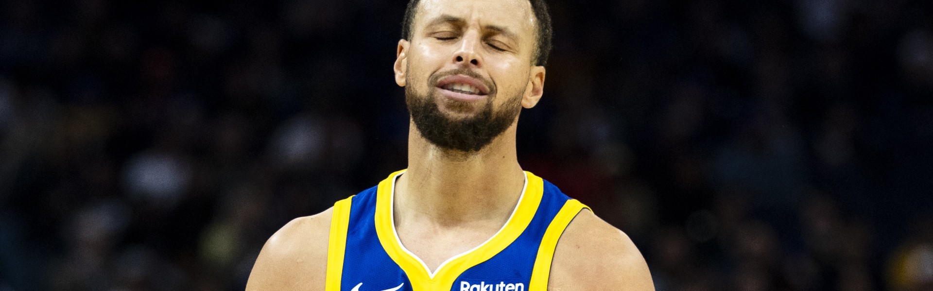 开云电子-库里哪有圆柱体！争议判罚逼科尔自爆 勇士1分惜败究竟冤不冤？