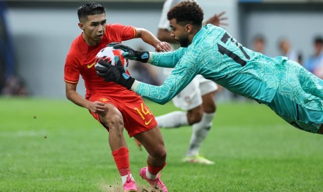 开云电子-【奥预赛】三连击空门射飞 国奥0比0阿联酋